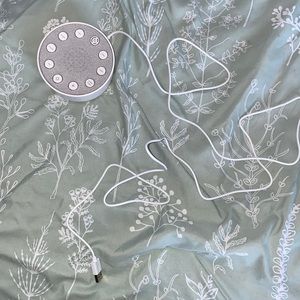 Sharper Image Sleep Sound Soother Noise Machine